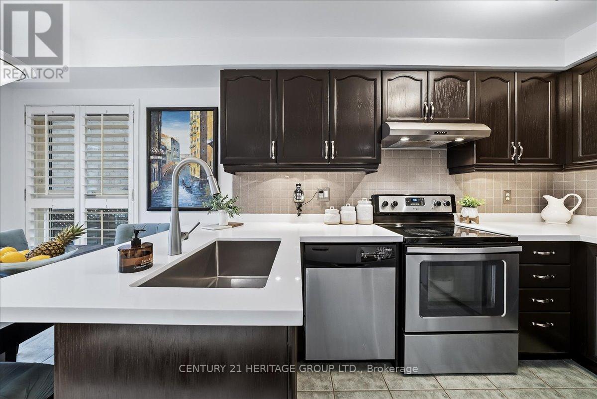 23 Long Point Drive, Richmond Hill, Ontario  L4E 3W9 - Photo 19 - N12740178