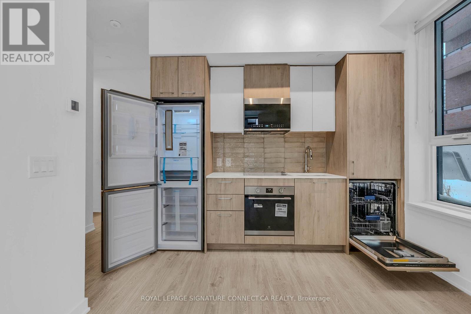 249 - 30 Dreamers Way, Toronto, Ontario  M5A 2G5 - Photo 6 - C12733016