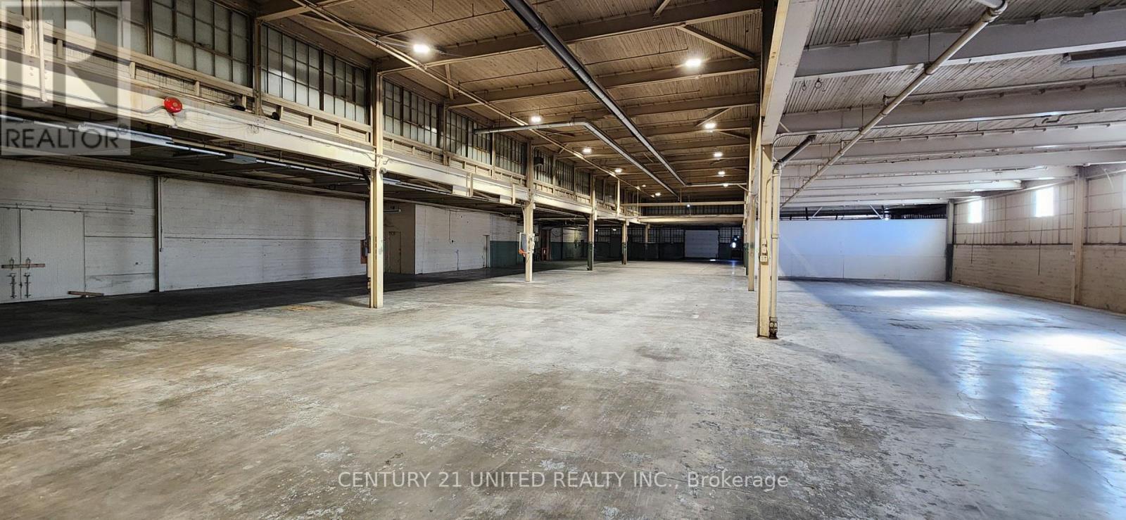 4 - 739 Monaghan Road, Peterborough, Ontario  K9J 5J9 - Photo 9 - X12452003