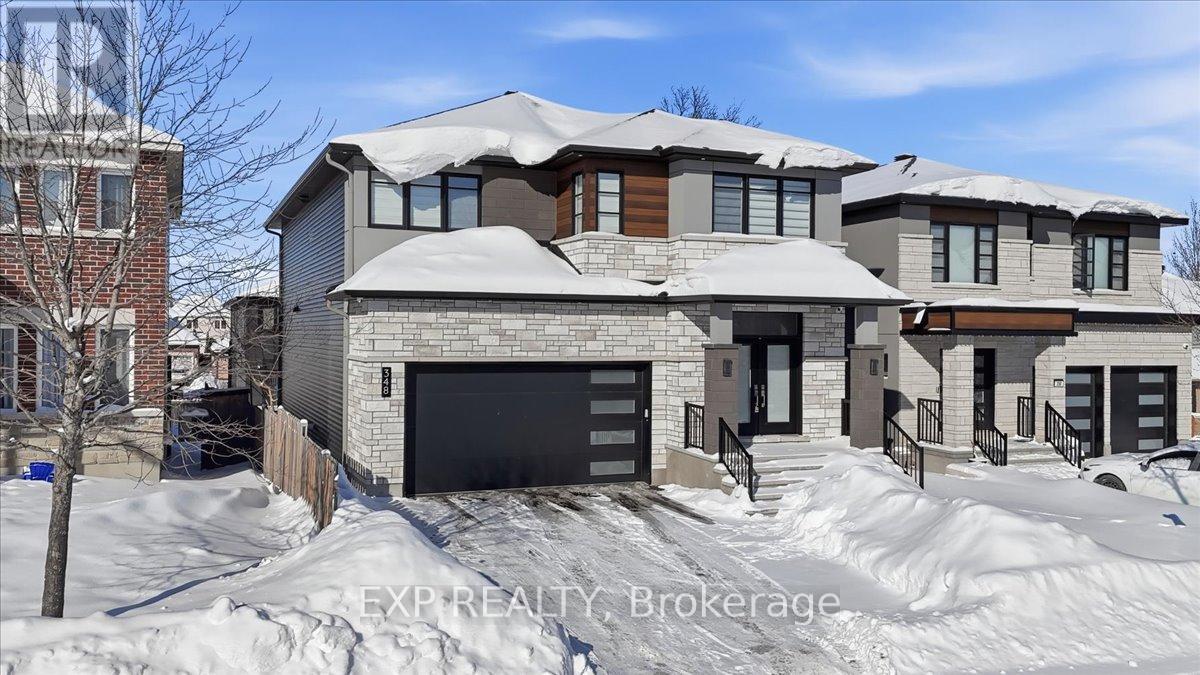 348 Abbeydale Circle, Ottawa, Ontario  K2K 0E9 - Photo 2 - X12662442