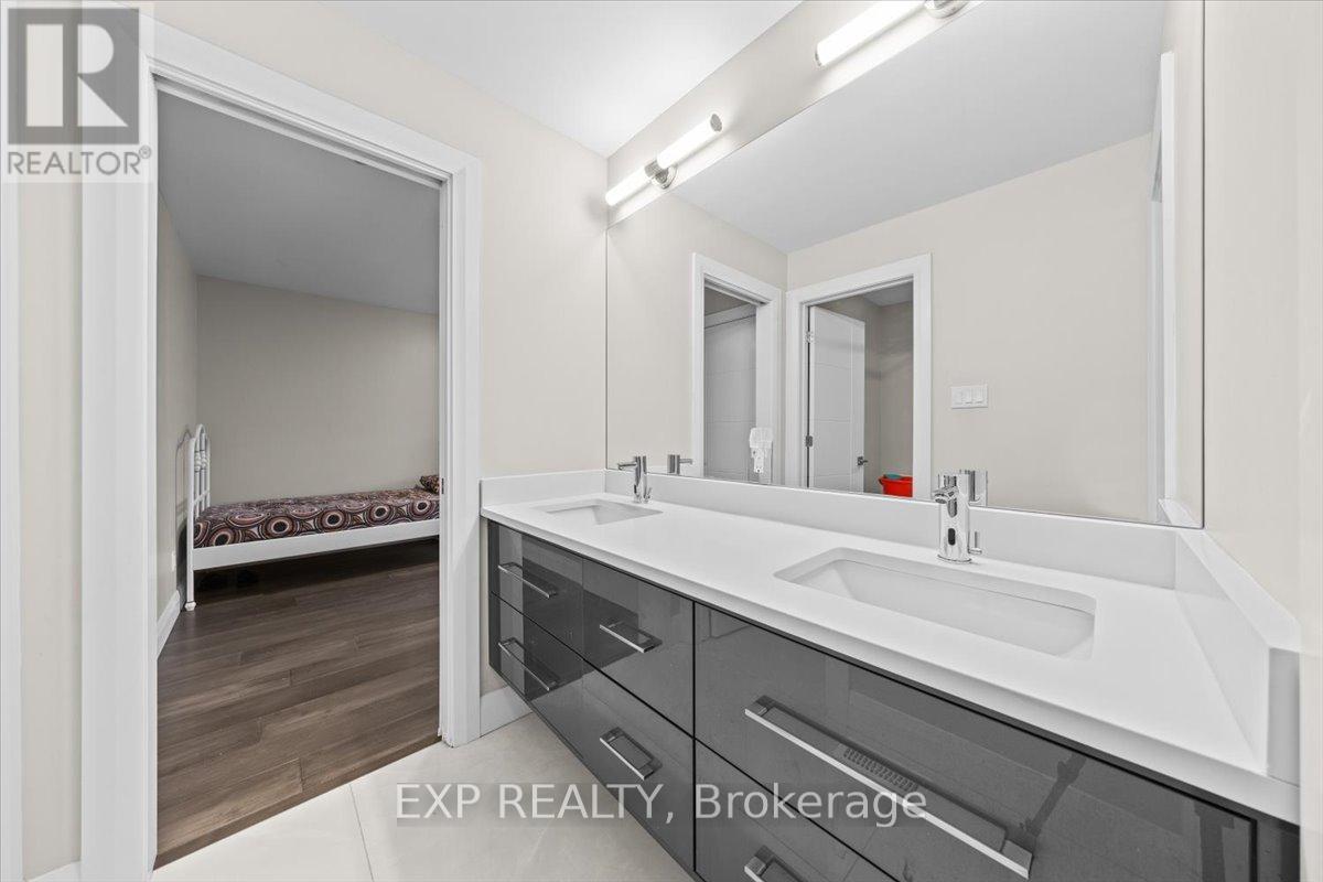 348 Abbeydale Circle, Ottawa, Ontario  K2K 0E9 - Photo 29 - X12662442