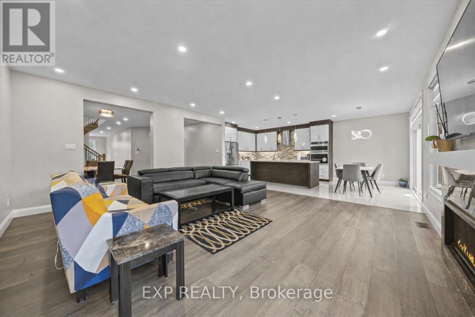 348 Abbeydale Circle, Ottawa, Ontario  K2K 0E9 - Photo 9 - X12662442