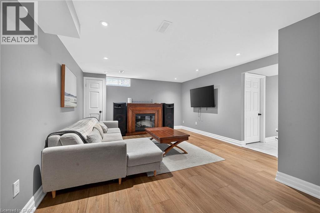 28 Buchanan Drive, Caledonia, Ontario  N3W 1H1 - Photo 35 - 40801727