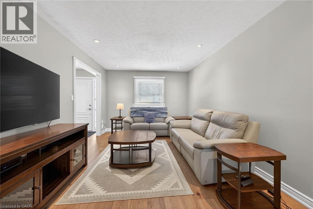 28 Buchanan Drive, Caledonia, Ontario  N3W 1H1 - Photo 9 - 40801727