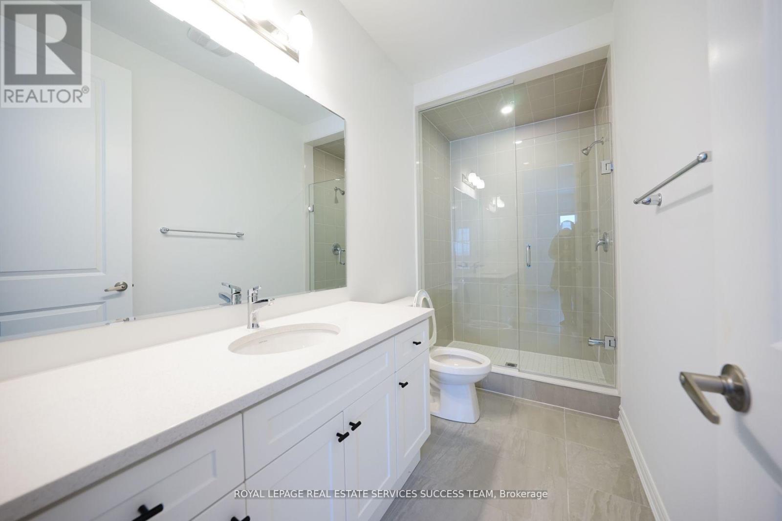 1327 Copley Court, Milton, Ontario  L9E 2E6 - Photo 13 - W12740110