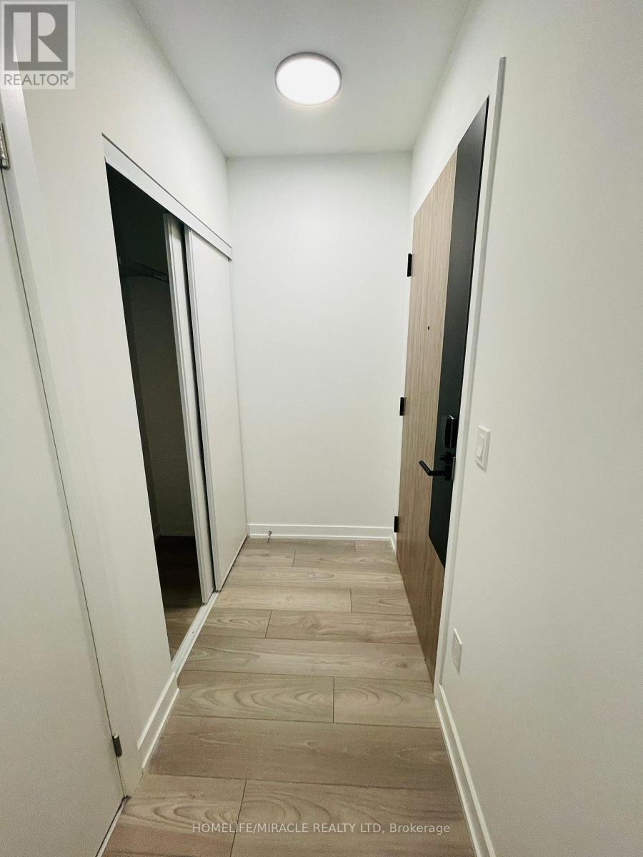 628 - 1007 The Queensway, Toronto, Ontario  M8Z 0H4 - Photo 4 - W12740118