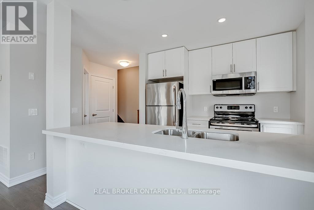 2305 Natasha Circle, Oakville, Ontario  L6M 1P2 - Photo 12 - W12740174