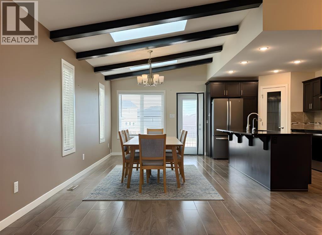 317 Moonlight Way W, Lethbridge, Alberta  T1J 5J8 - Photo 8 - A2270942