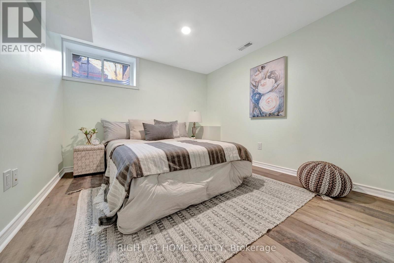 Main - 228 Mary Street, Hamilton, Ontario  L8L 4W1 - Photo 16 - X12740112