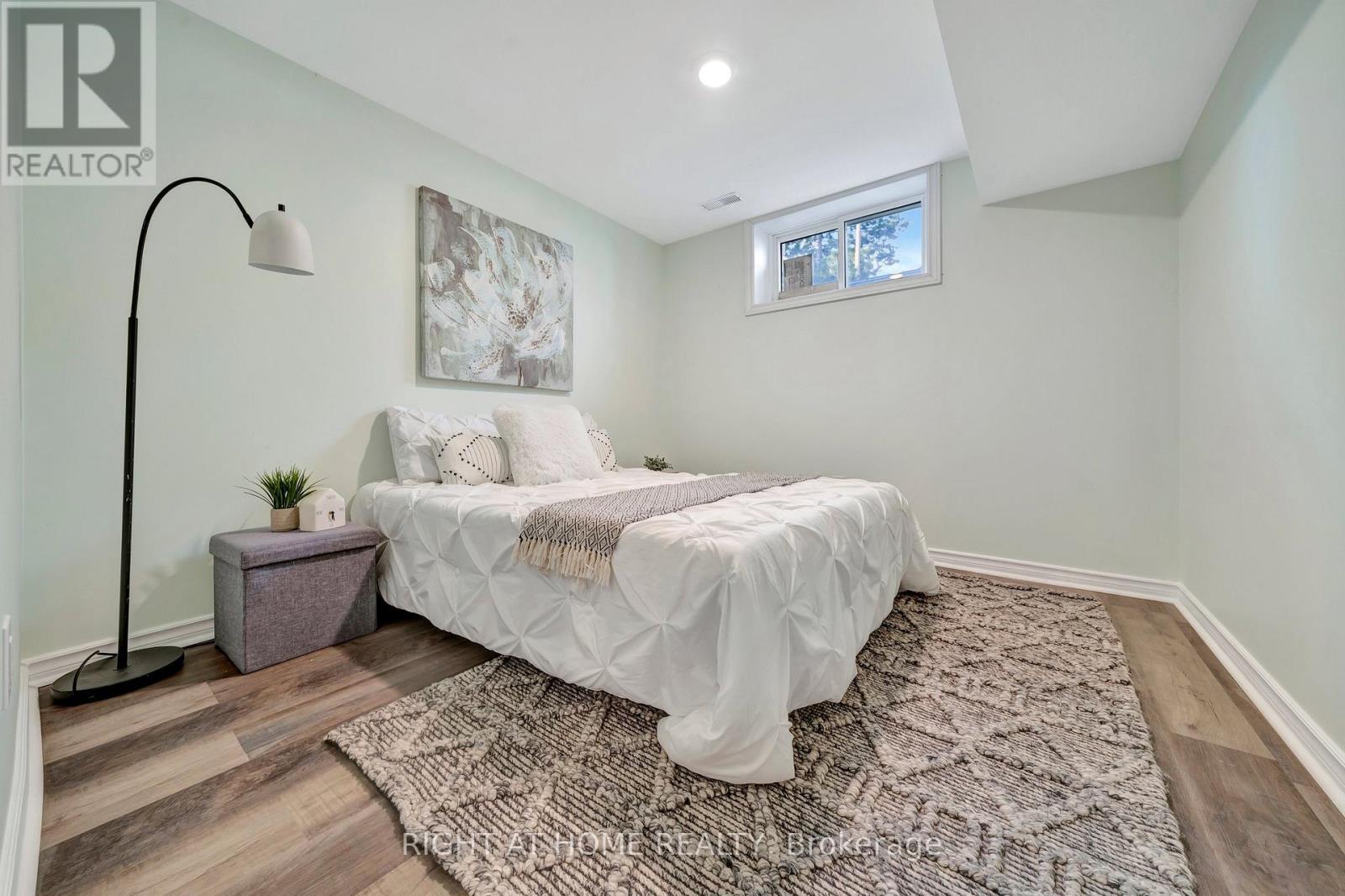 Main - 228 Mary Street, Hamilton, Ontario  L8L 4W1 - Photo 17 - X12740112