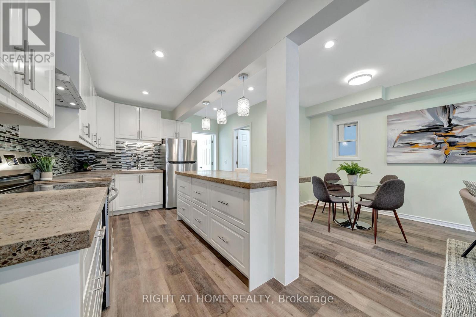 Main - 228 Mary Street, Hamilton, Ontario  L8L 4W1 - Photo 9 - X12740112