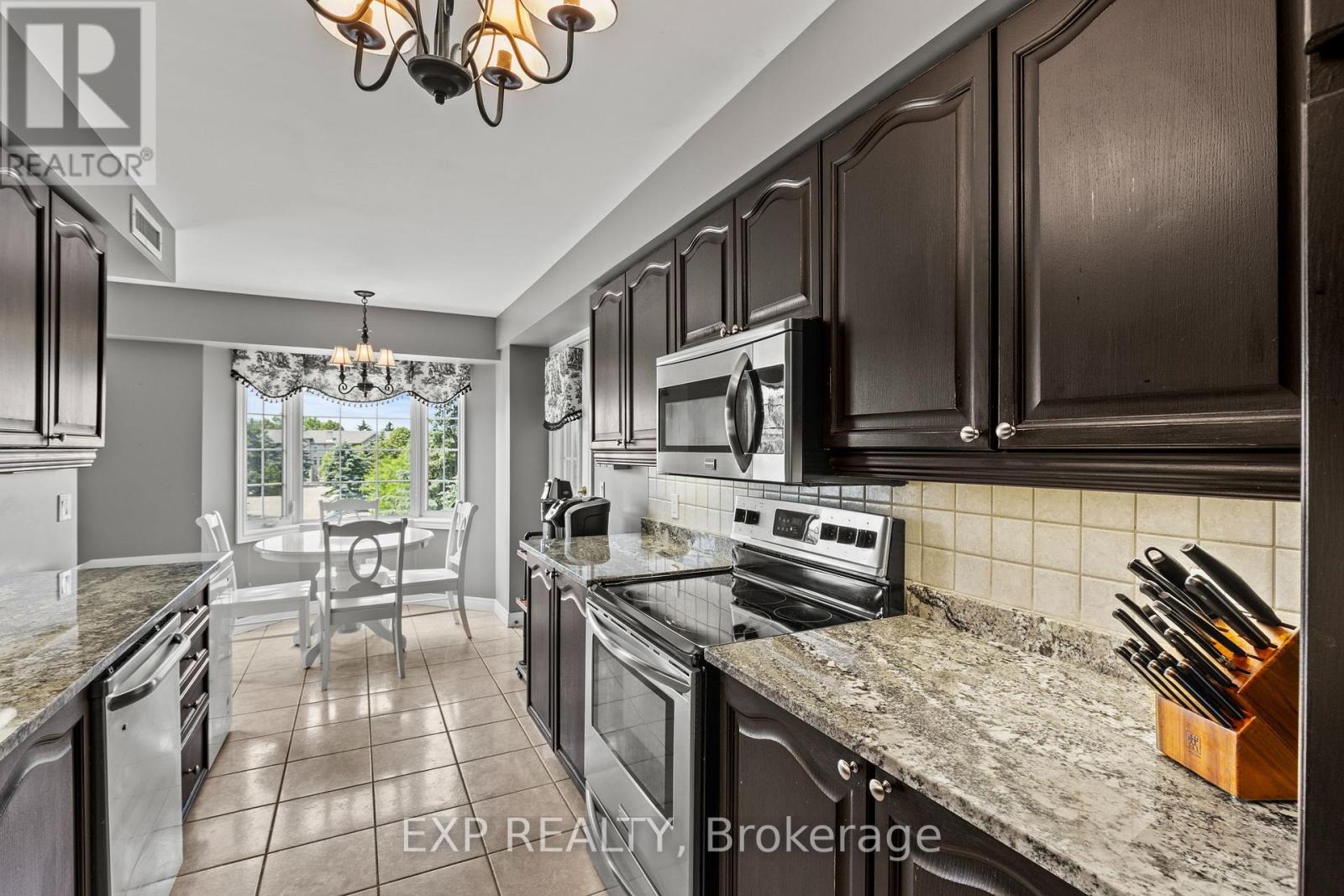 301 - 990 Golf Links Road, Hamilton, Ontario  L9K 1J8 - Photo 16 - X12740154