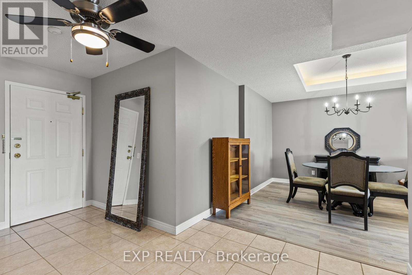 301 - 990 Golf Links Road, Hamilton, Ontario  L9K 1J8 - Photo 7 - X12740154