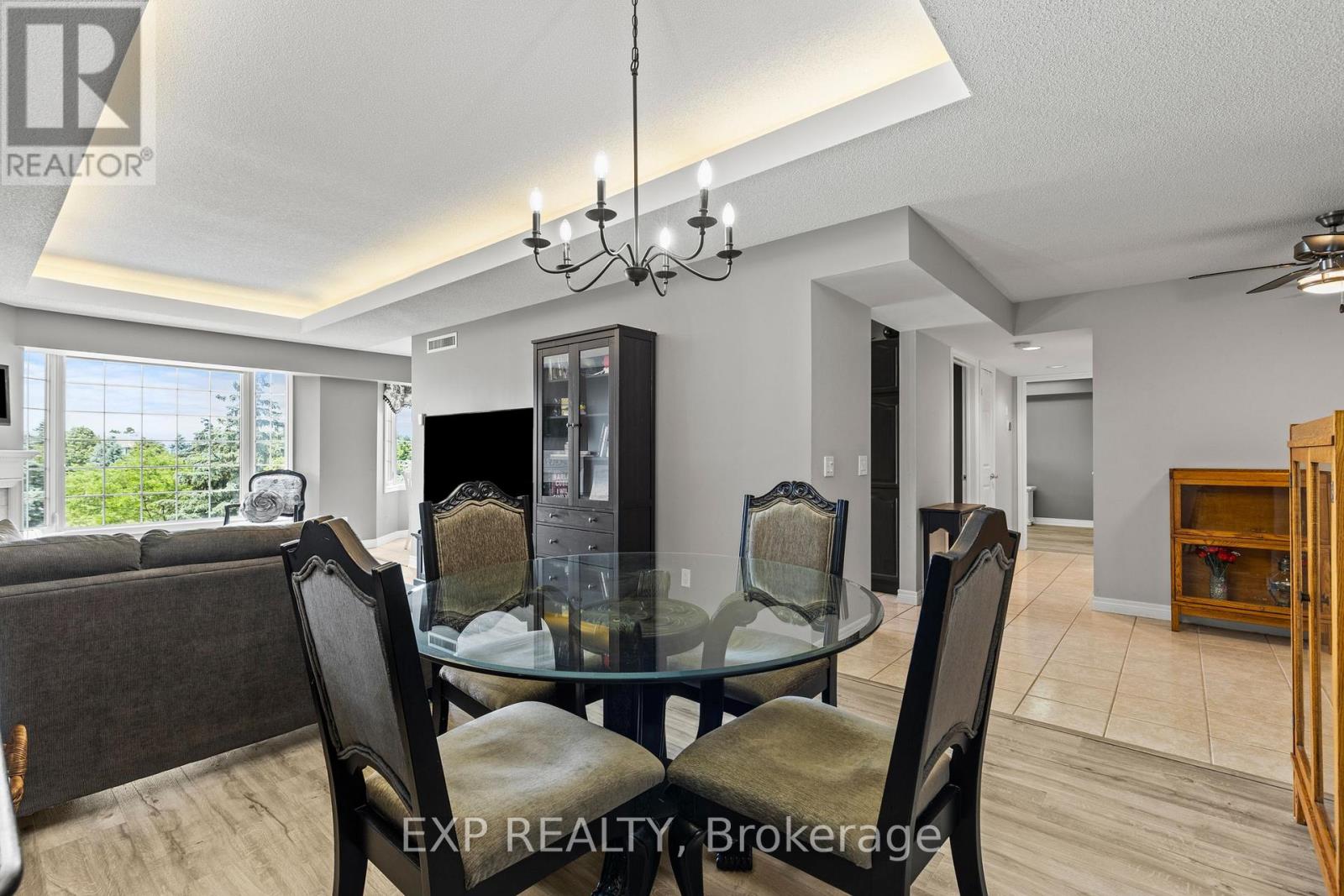 301 - 990 Golf Links Road, Hamilton, Ontario  L9K 1J8 - Photo 8 - X12740154