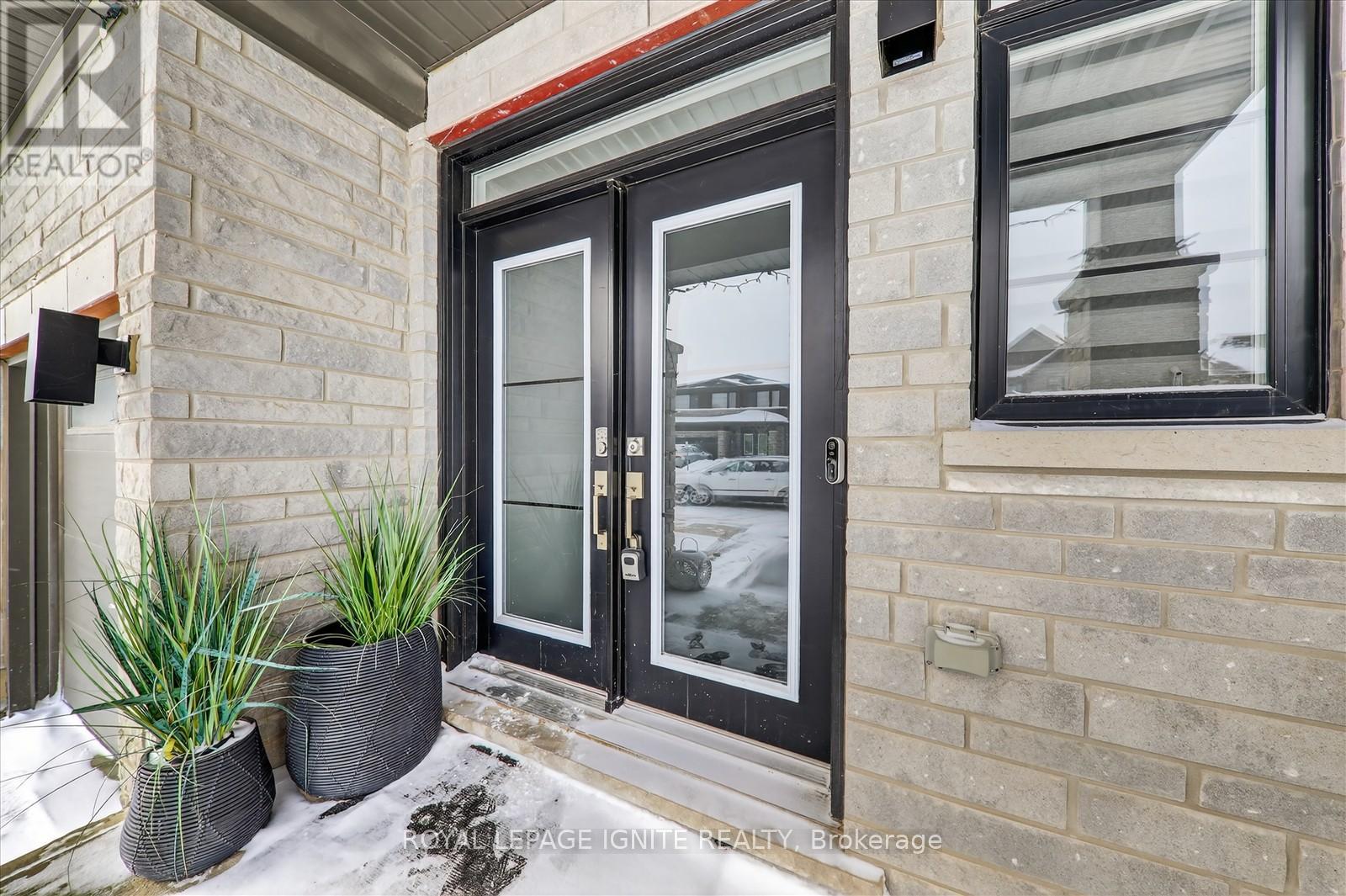 94 Cooke Avenue, Brantford, Ontario  N3T 0T3 - Photo 4 - X12740186