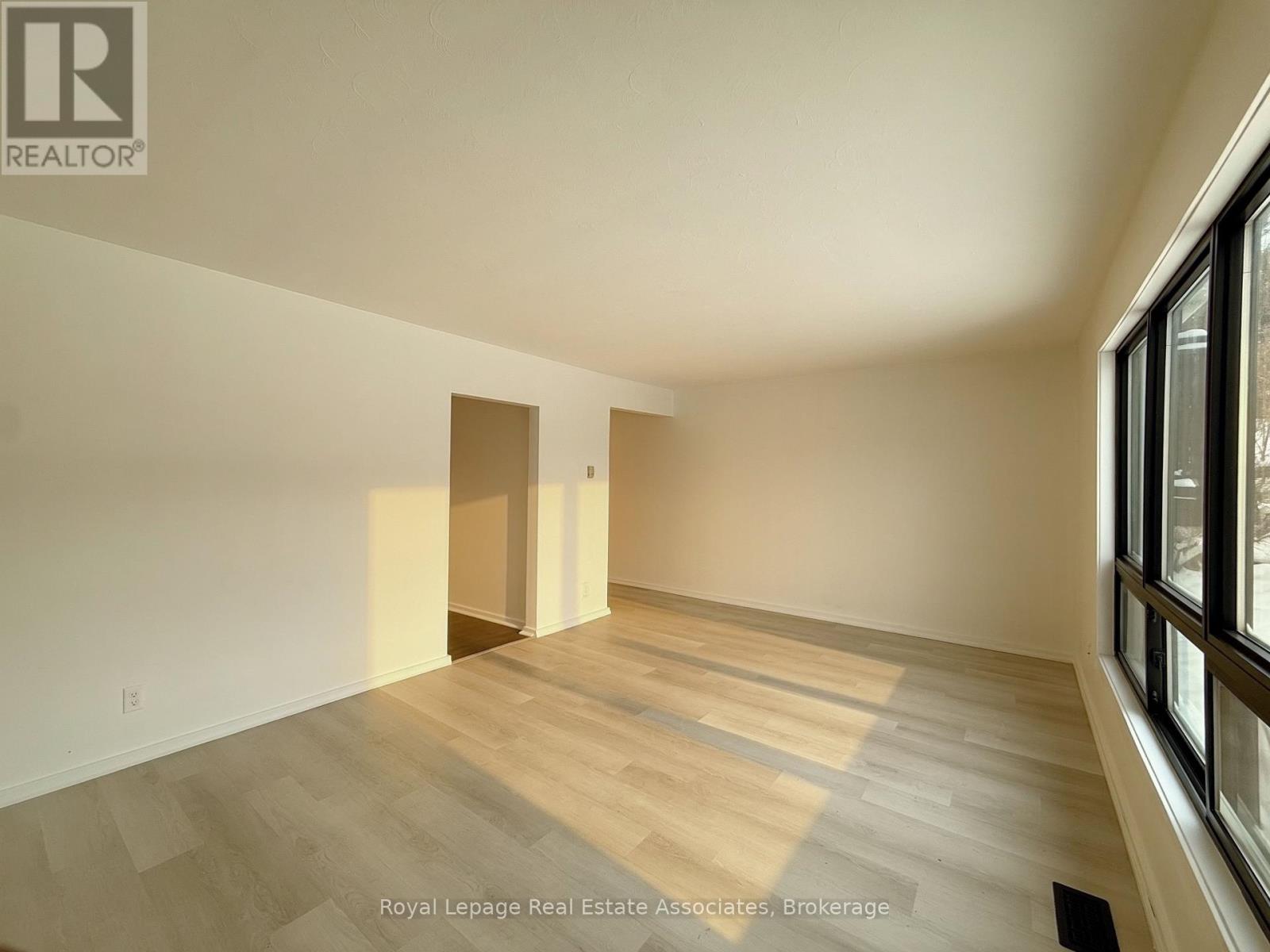 4 - 171 Huron Street, Guelph, Ontario  N1E 5L9 - Photo 3 - X12740188