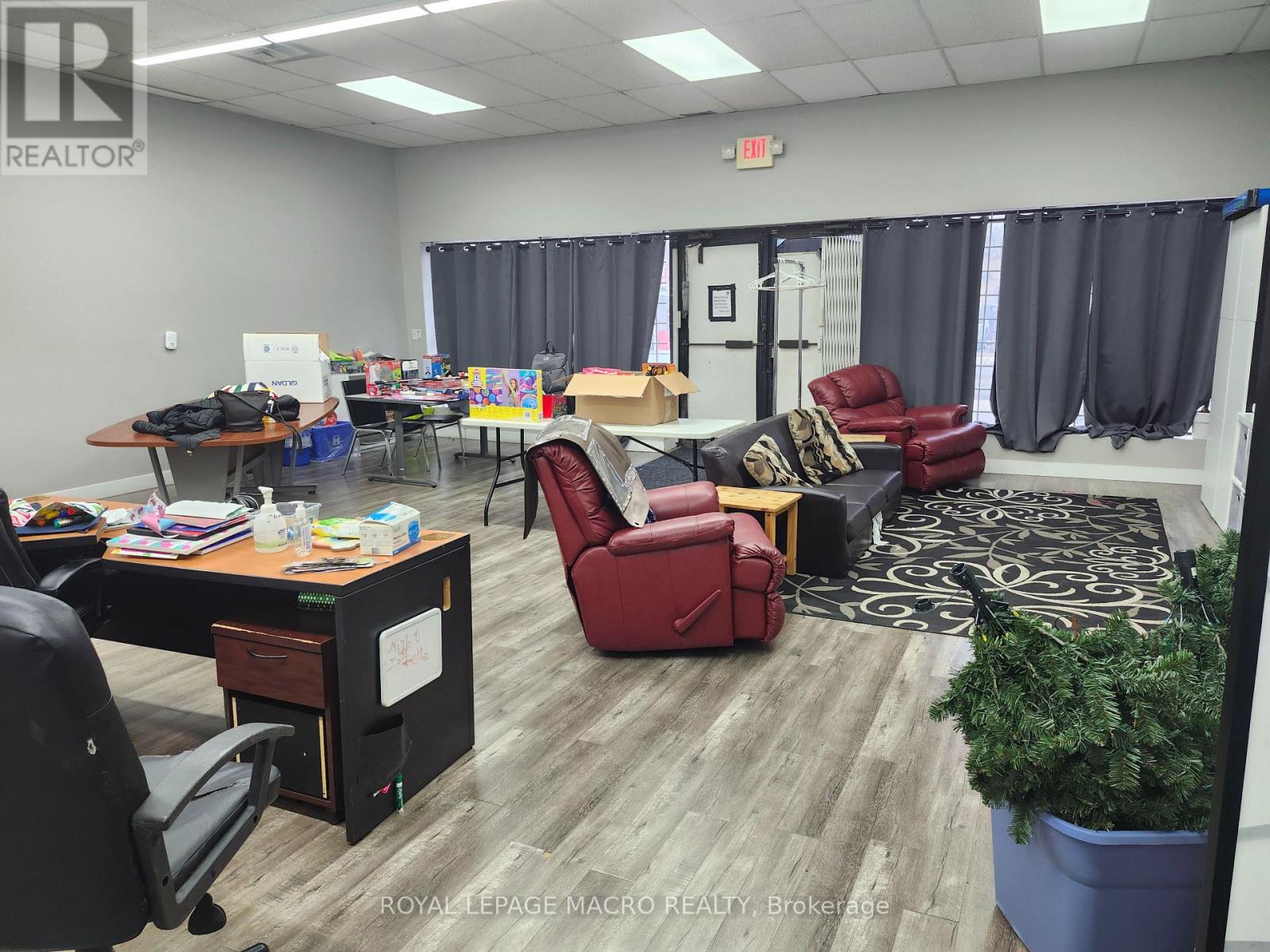 3 - 1022 Barton Street E, Hamilton, Ontario  L8L 3E4 - Photo 6 - X12740194