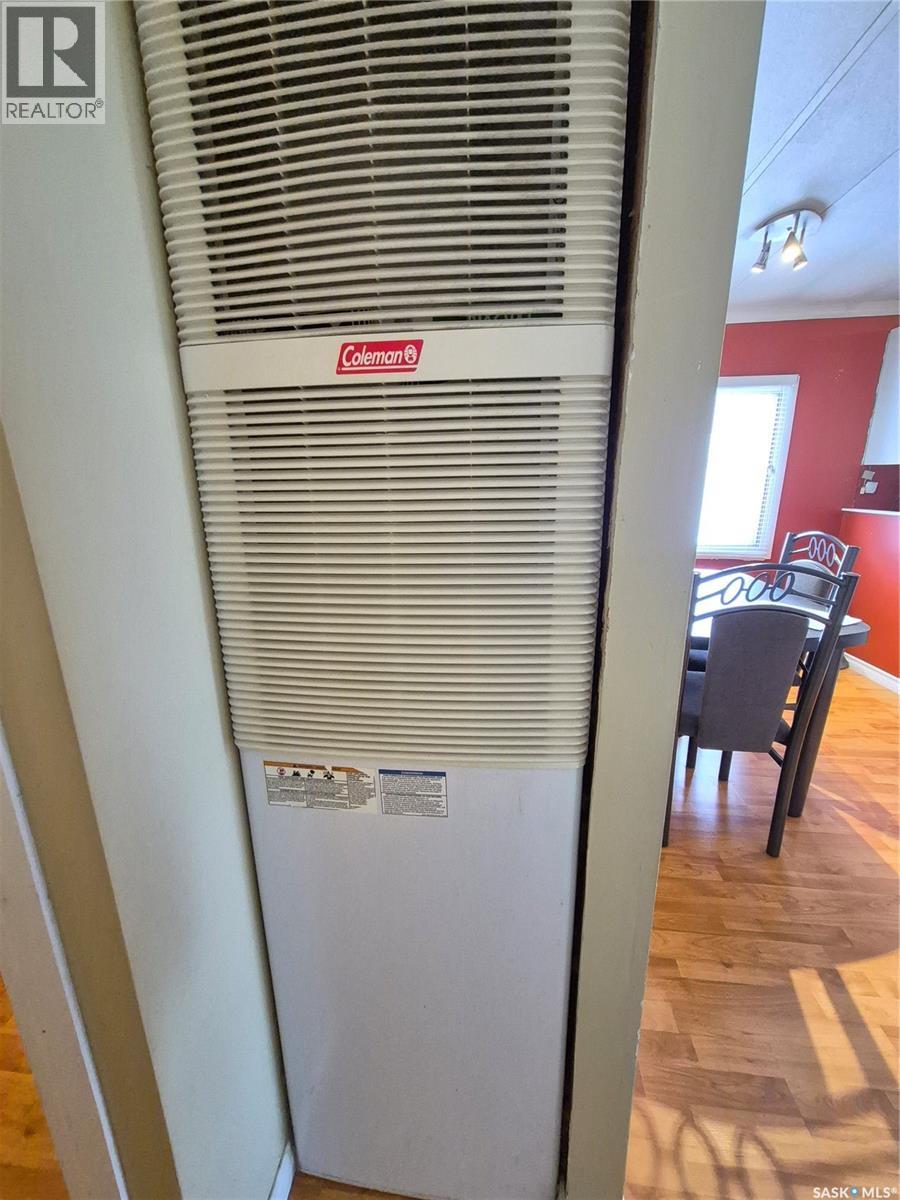 129 17th Street Ne, Weyburn, Saskatchewan  S4H 2N3 - Photo 15 - SK027625