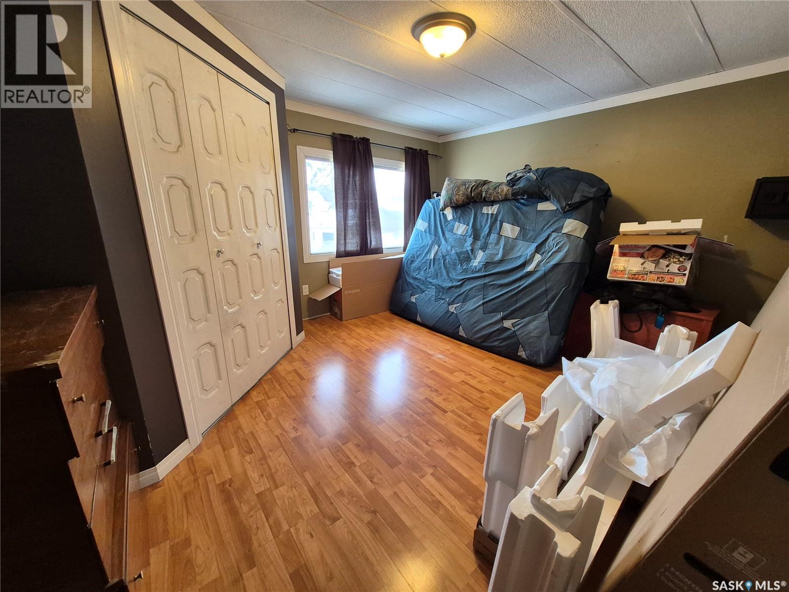 129 17th Street Ne, Weyburn, Saskatchewan  S4H 2N3 - Photo 16 - SK027625