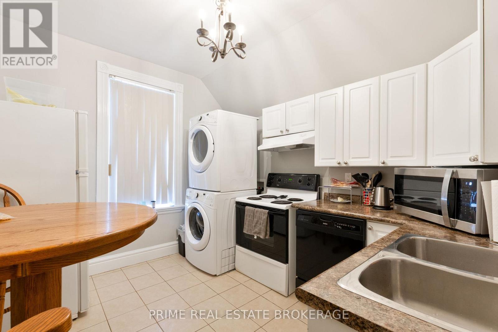 142 John Street, London East, Ontario  N6A 1N8 - Photo 9 - X12739732