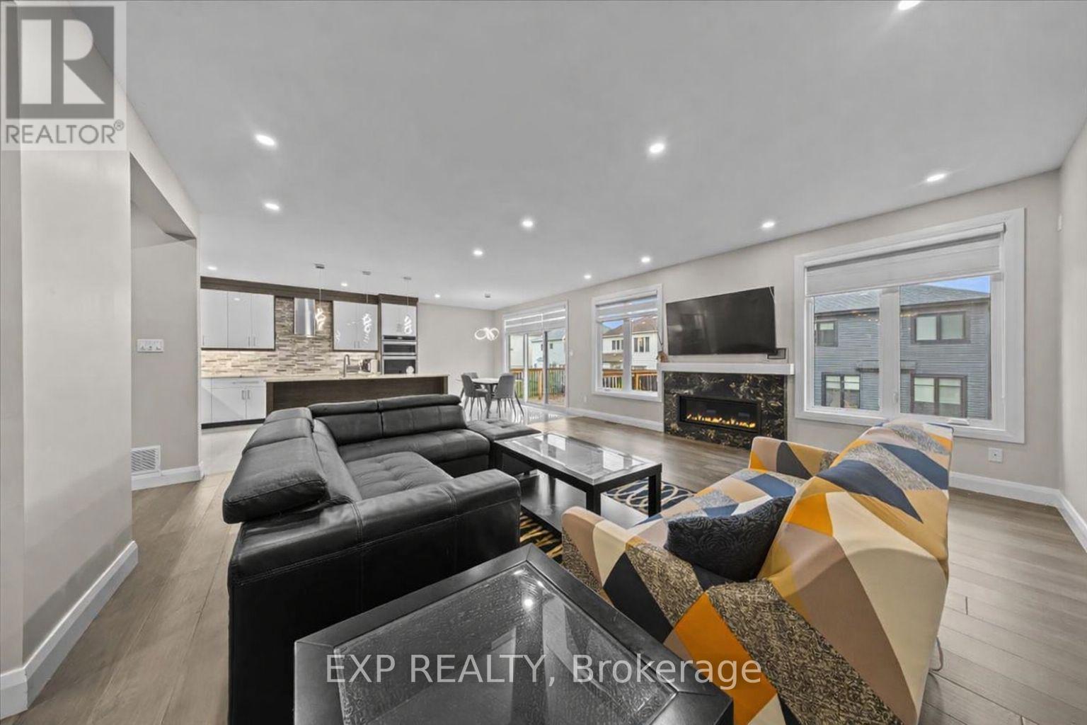 348 Abbeydale Circle, Ottawa, Ontario  K2K 0E9 - Photo 7 - X12662442