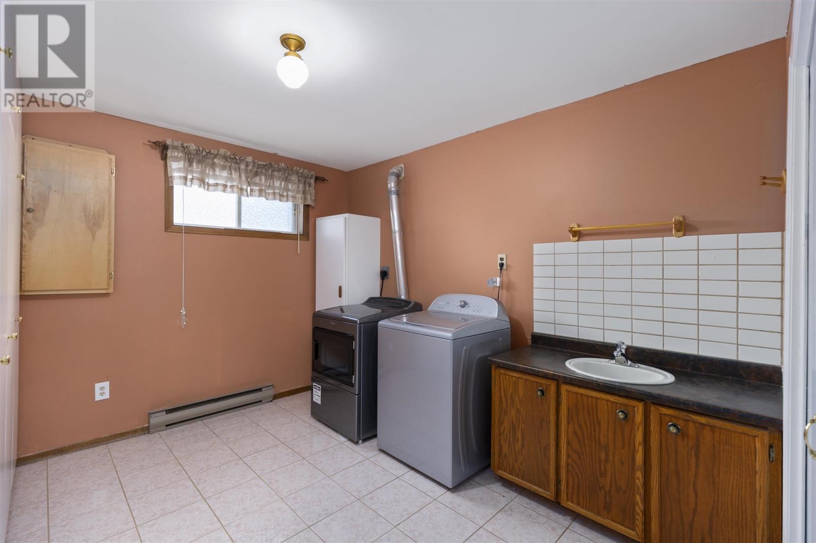 16 Chartwell Dr, Sault Ste. Marie, Ontario P6A 6A2 - Photo 32 - SM260137