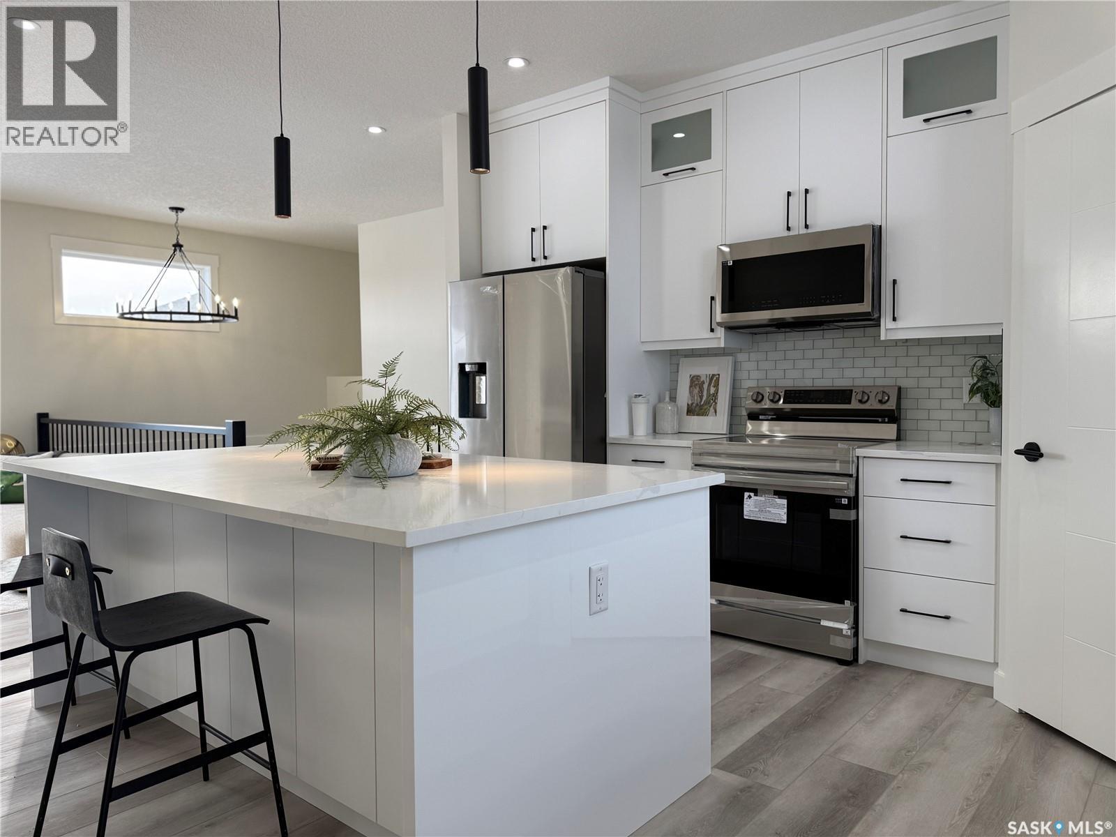 810 Ballesteros Crescent, Warman, Saskatchewan  S0K 4S4 - Photo 6 - SK026884