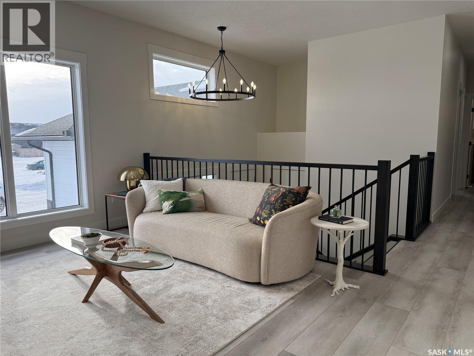 810 Ballesteros Crescent, Warman, Saskatchewan  S0K 4S4 - Photo 2 - SK026884