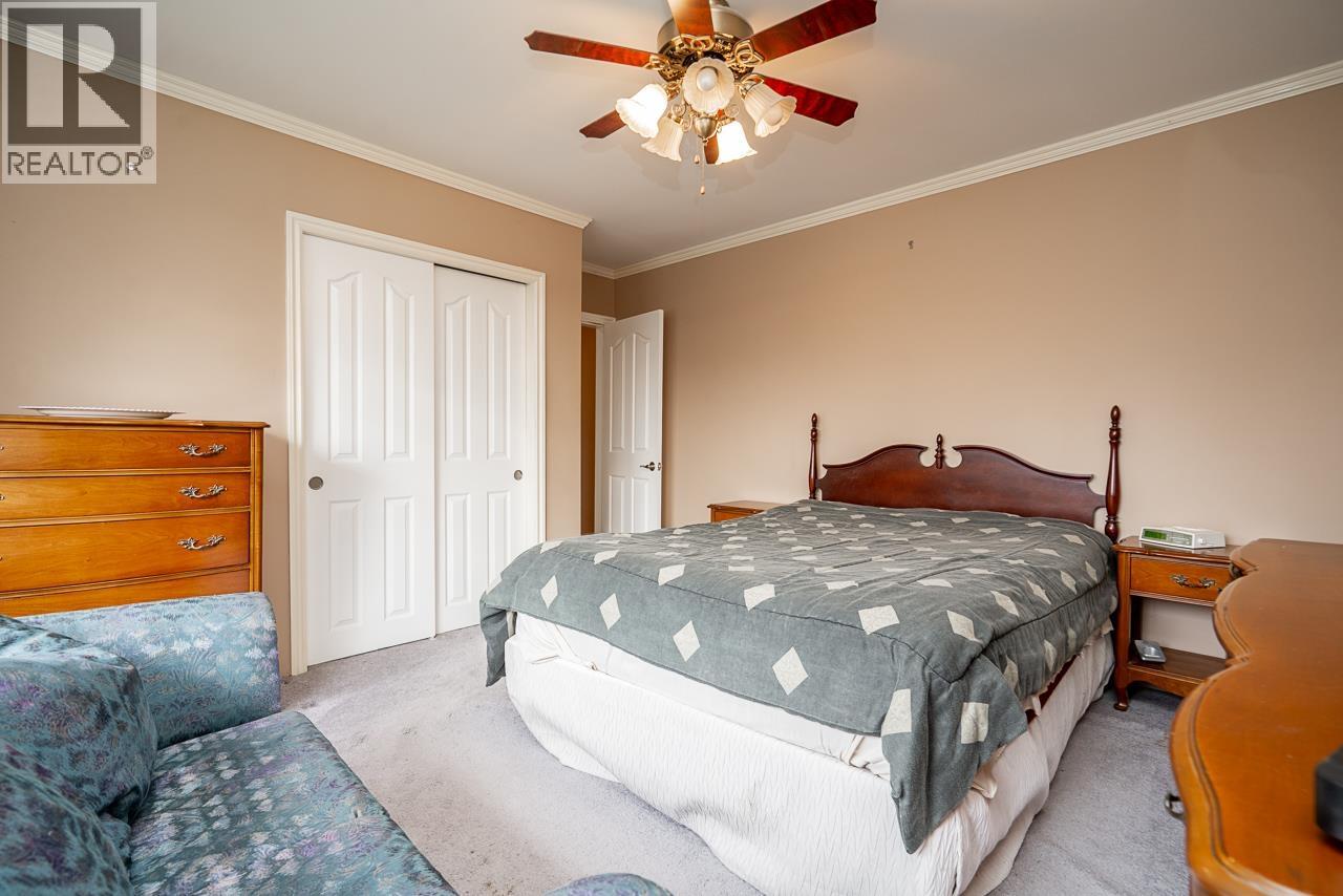 Listing Picture 13 of 40 : 2655 E 53 AVENUE, Vancouver / 溫哥華 - 魯藝地產 Yvonne Lu Group - MLS Medallion Club Member