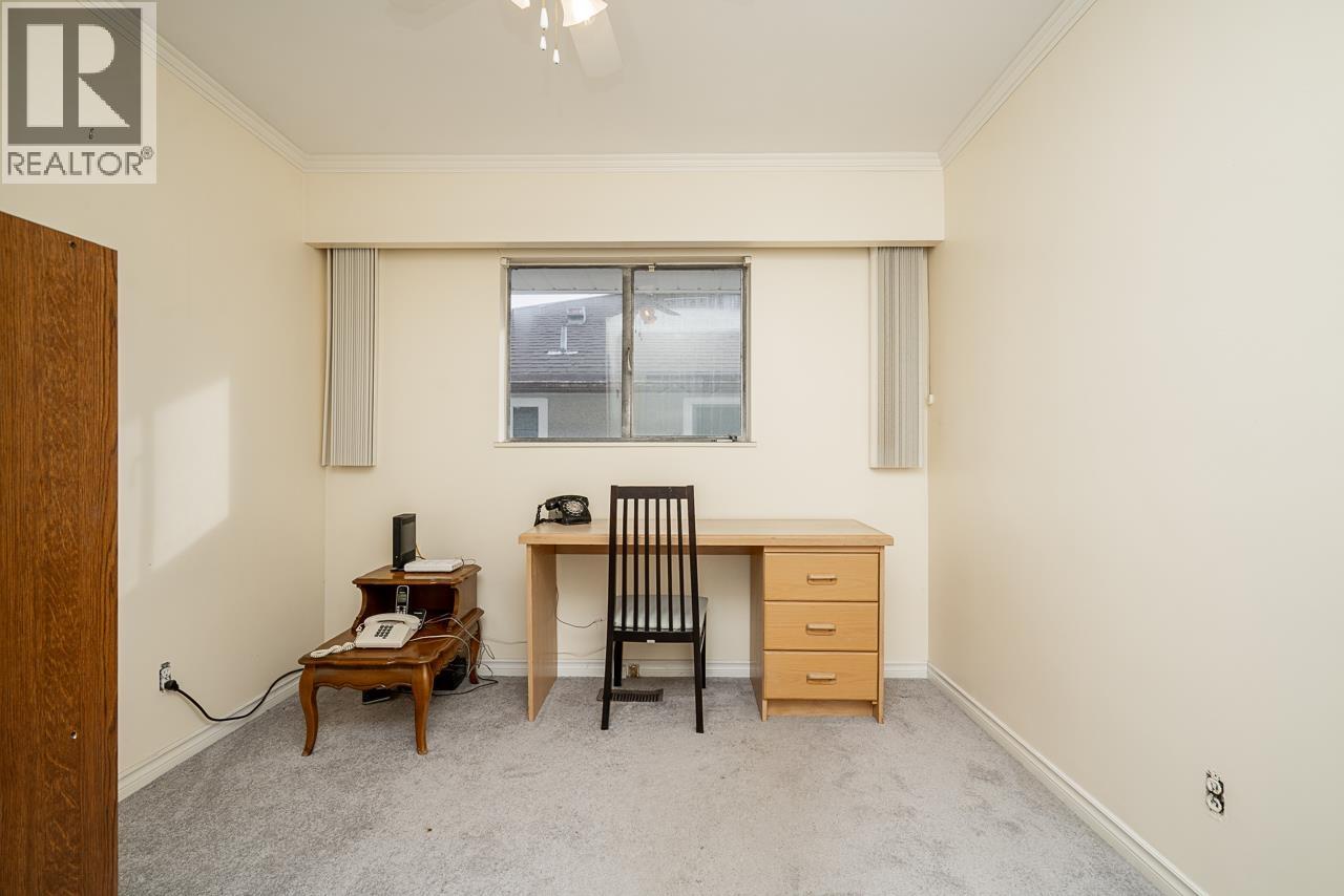 Listing Picture 15 of 40 : 2655 E 53 AVENUE, Vancouver / 溫哥華 - 魯藝地產 Yvonne Lu Group - MLS Medallion Club Member