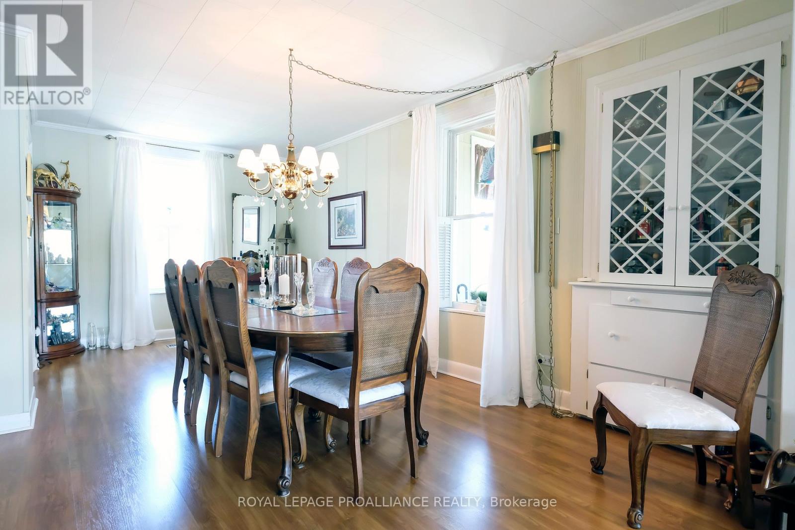 70 Front Street S, Belleville (Belleville Ward), Ontario  K8N 2Y3 - Photo 12 - X12740258