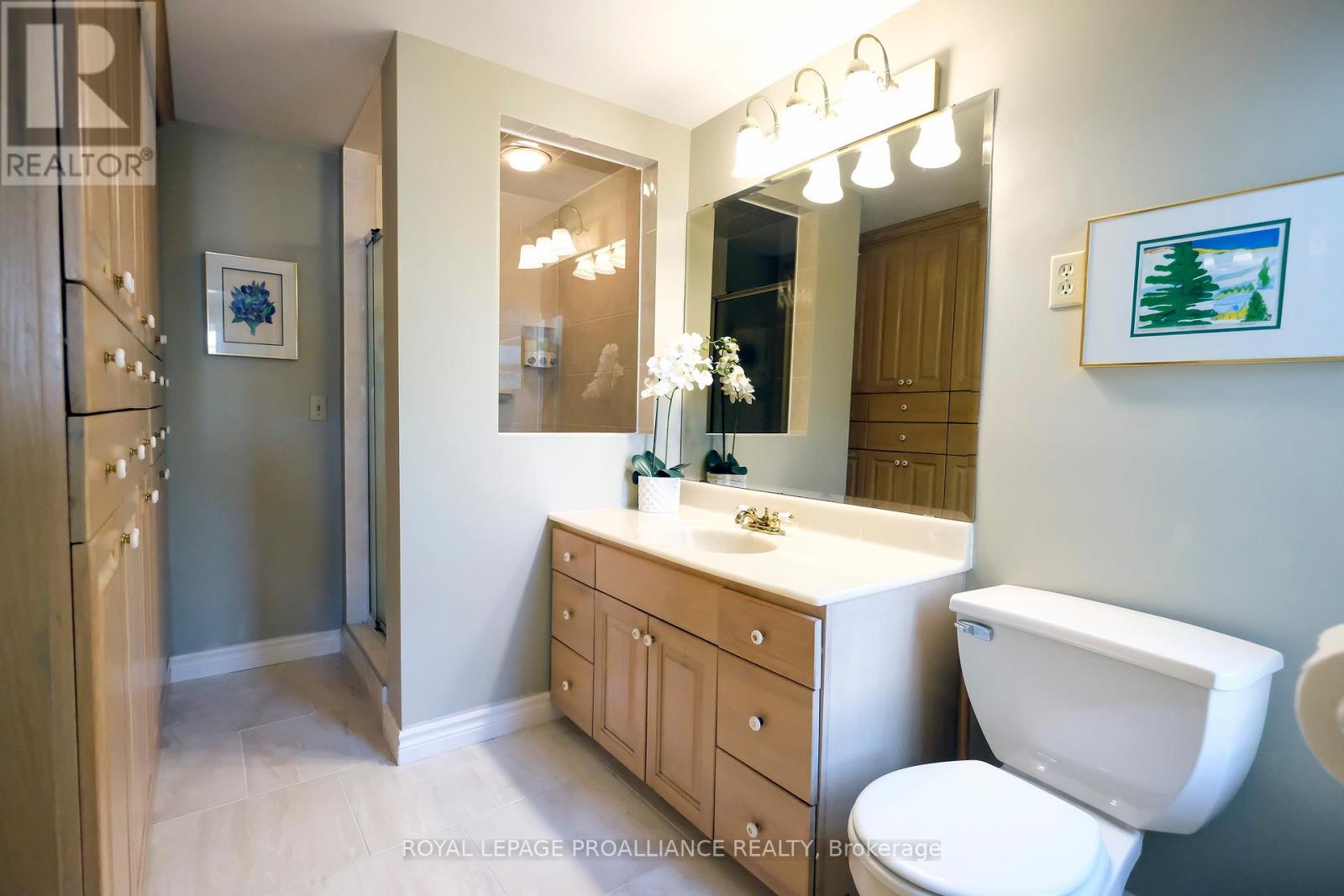 70 Front Street S, Belleville (Belleville Ward), Ontario  K8N 2Y3 - Photo 14 - X12740258