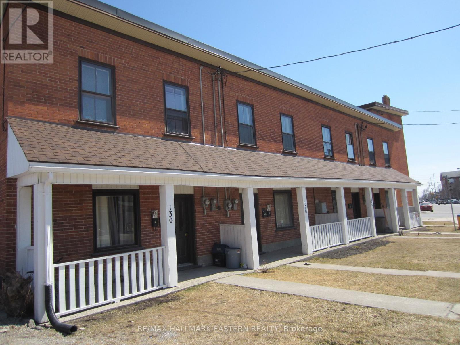 122 Park Street N, Peterborough (Town Ward 3), Ontario  K9J 3V7 - Photo 1 - X12740338