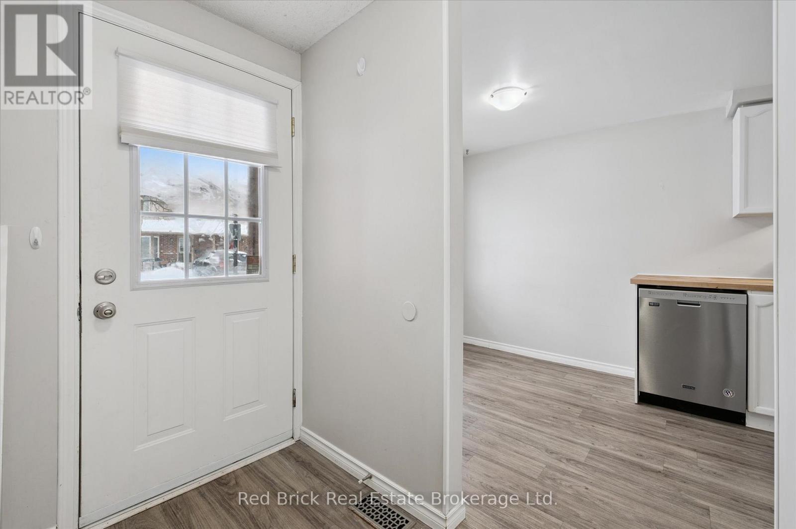 41 - 180 Marksam Road, Guelph, Ontario  N1H 8G4 - Photo 2 - X12740210