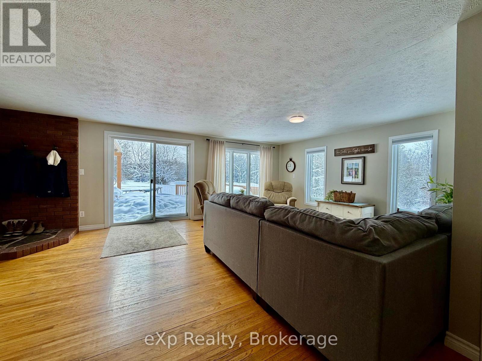 935 Concession 10 Road, South Bruce, Ontario  N0G 2J0 - Photo 5 - X12740250