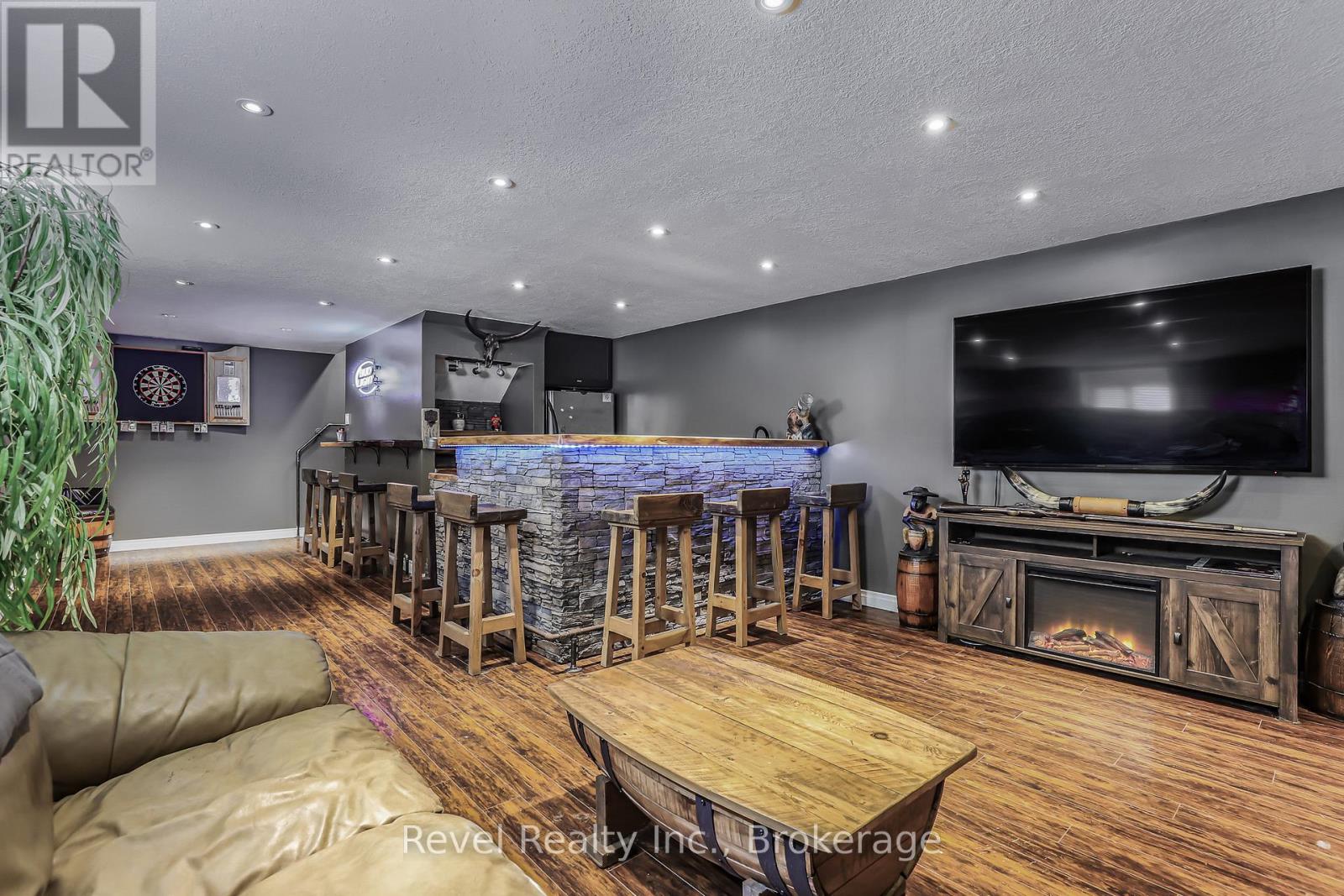 786 8TH STREET E, Owen Sound, Ontario