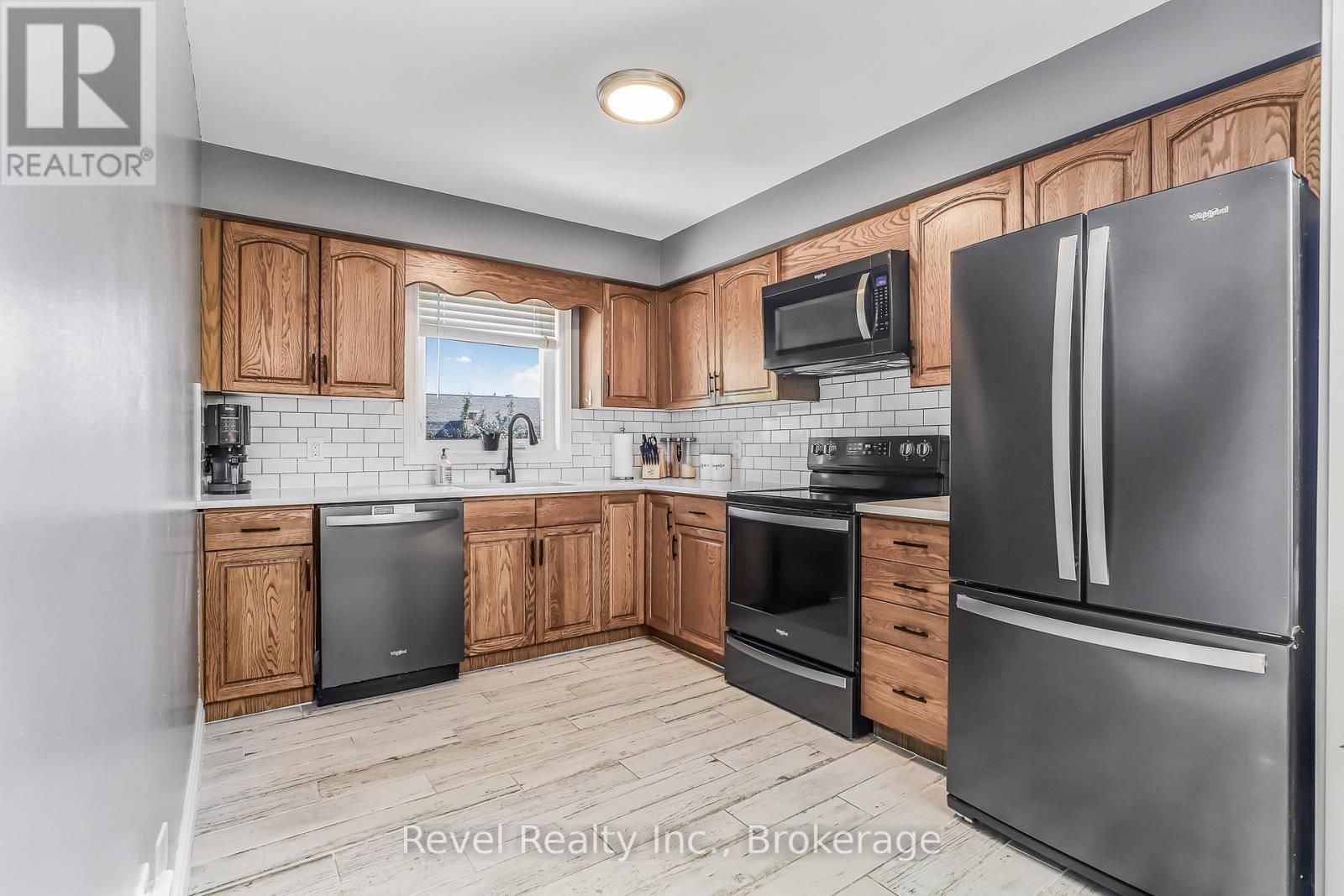 786 8th Street E, Owen Sound, Ontario  N4K 1L9 - Photo 13 - X12740320