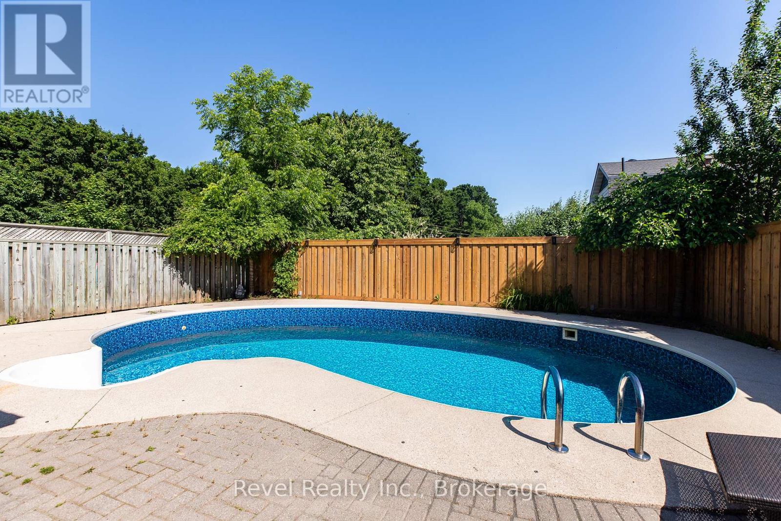 786 8th Street E, Owen Sound, Ontario  N4K 1L9 - Photo 7 - X12740320