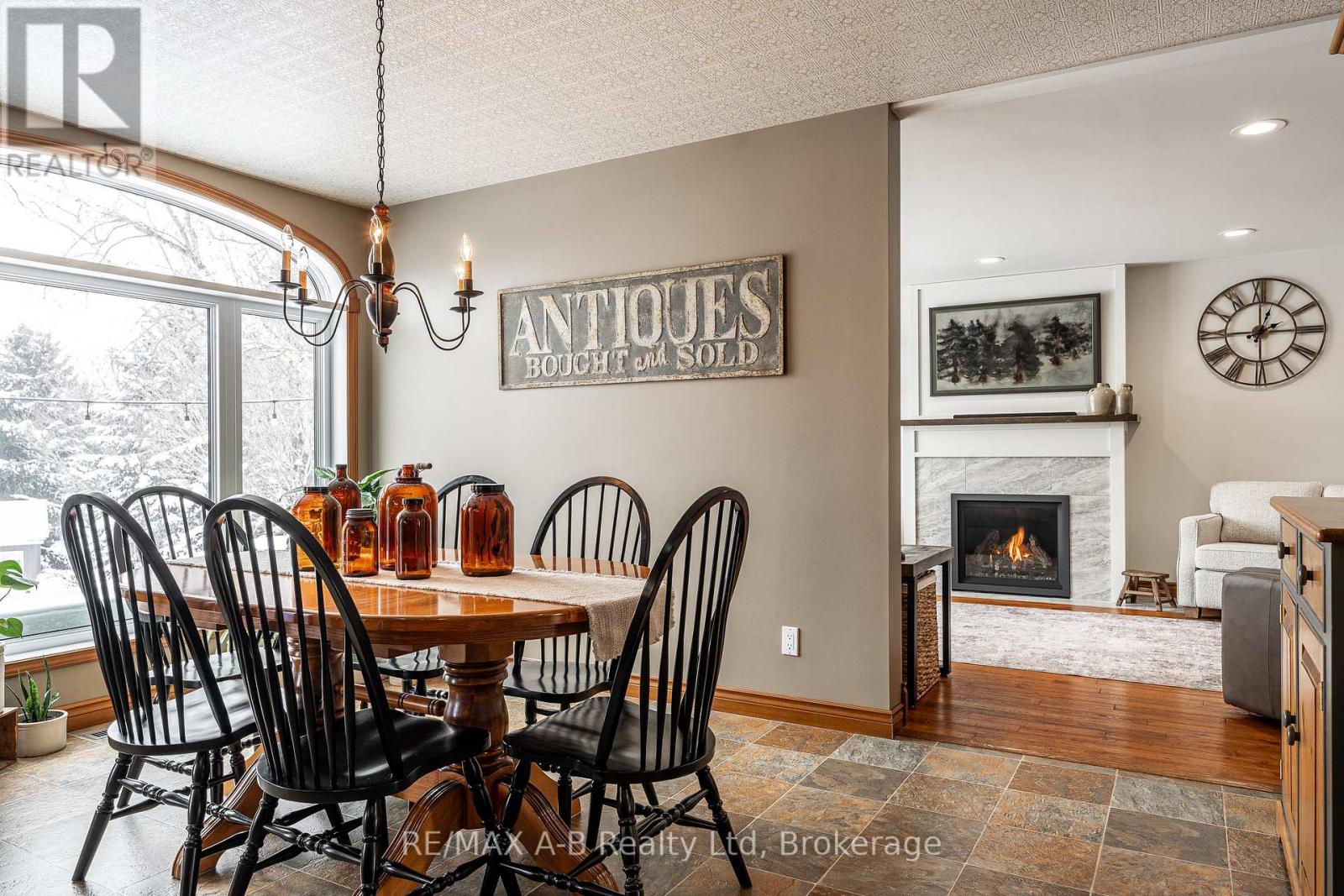 197 Boyce Street, Perth South, Ontario  N0K 1X0 - Photo 17 - X12740328