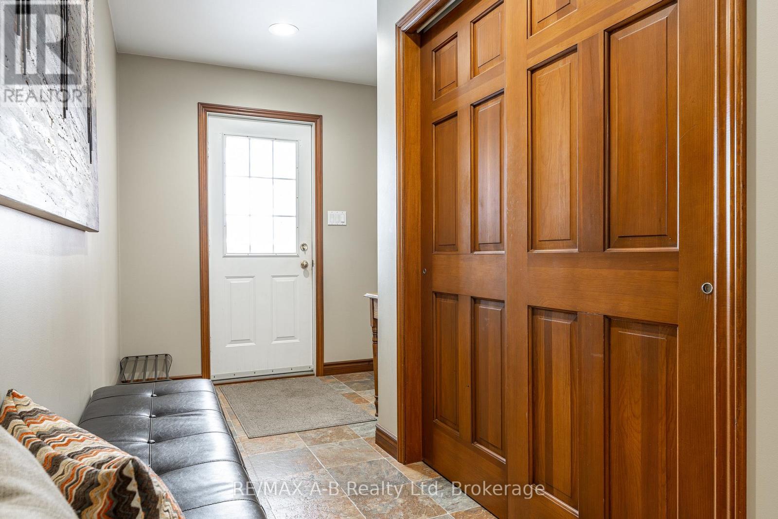 197 Boyce Street, Perth South, Ontario  N0K 1X0 - Photo 22 - X12740328