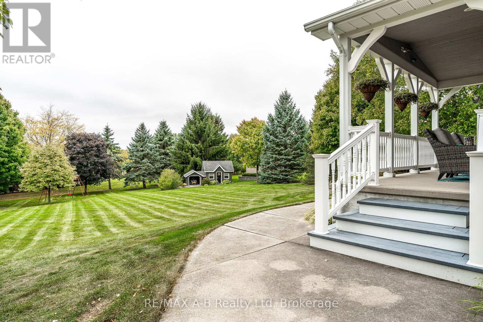 197 Boyce Street, Perth South, Ontario  N0K 1X0 - Photo 35 - X12740328