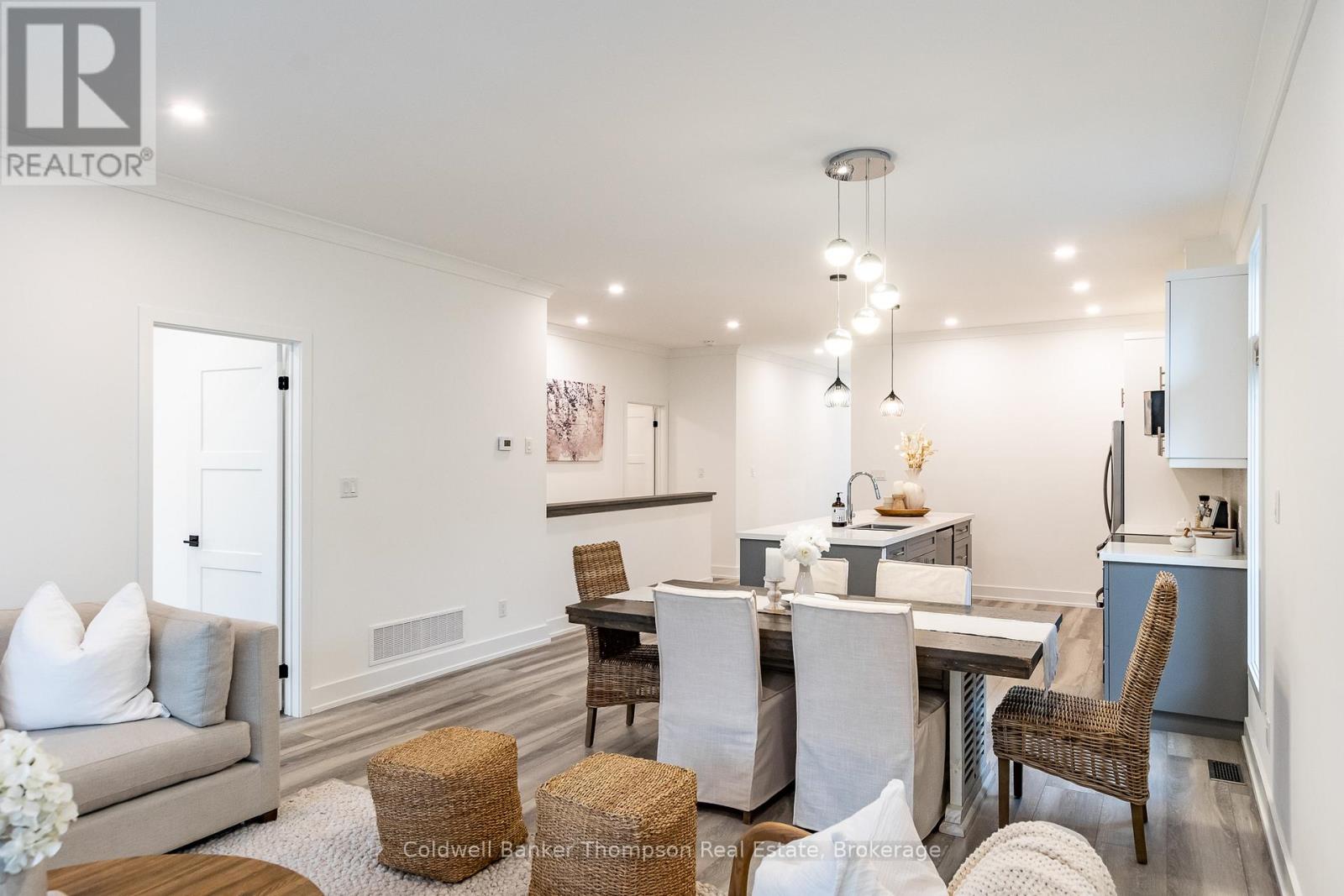 37 Jack Street, Huntsville, Ontario  P1H 0G4 - Photo 11 - X12740342