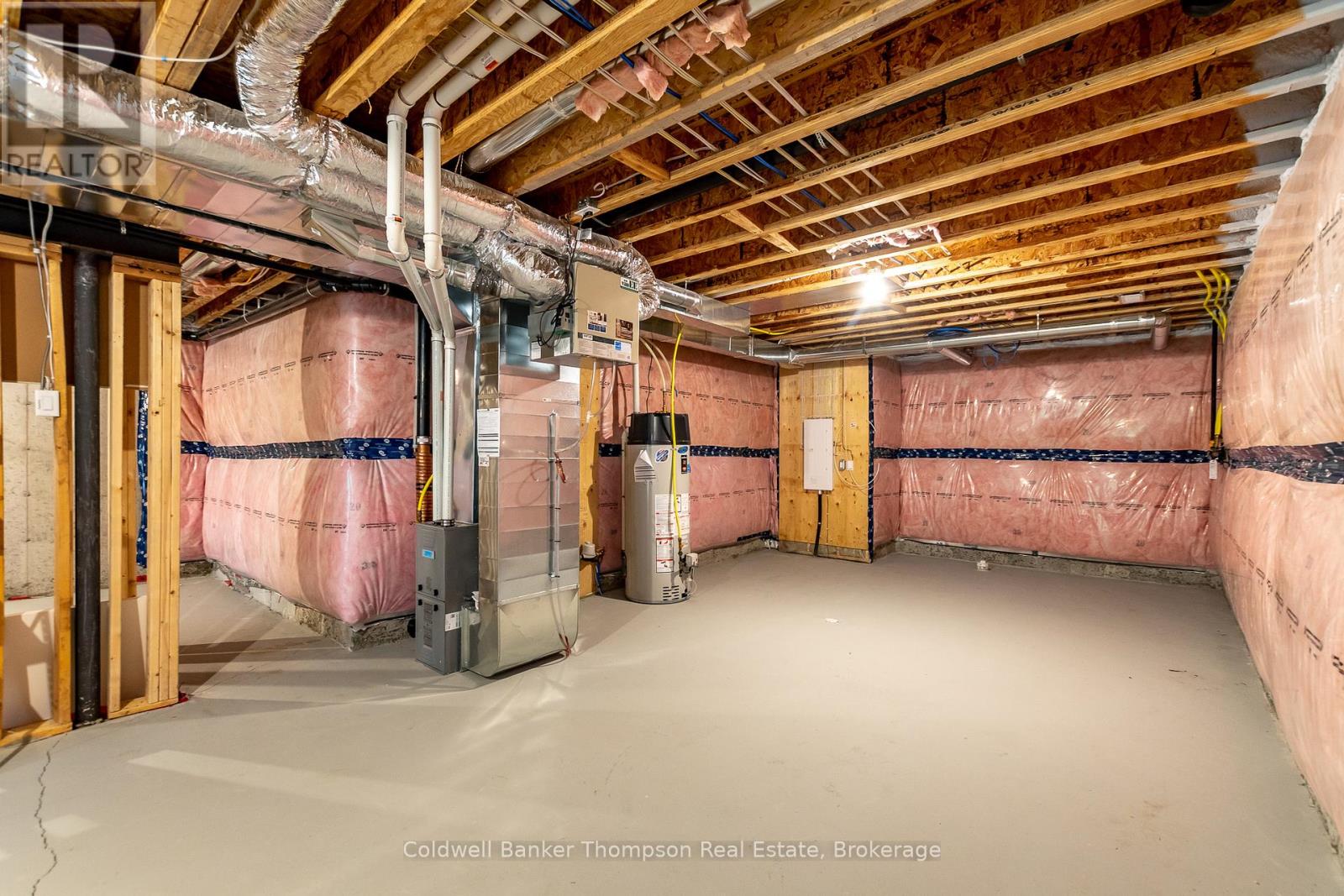 37 Jack Street, Huntsville, Ontario  P1H 0G4 - Photo 34 - X12740342