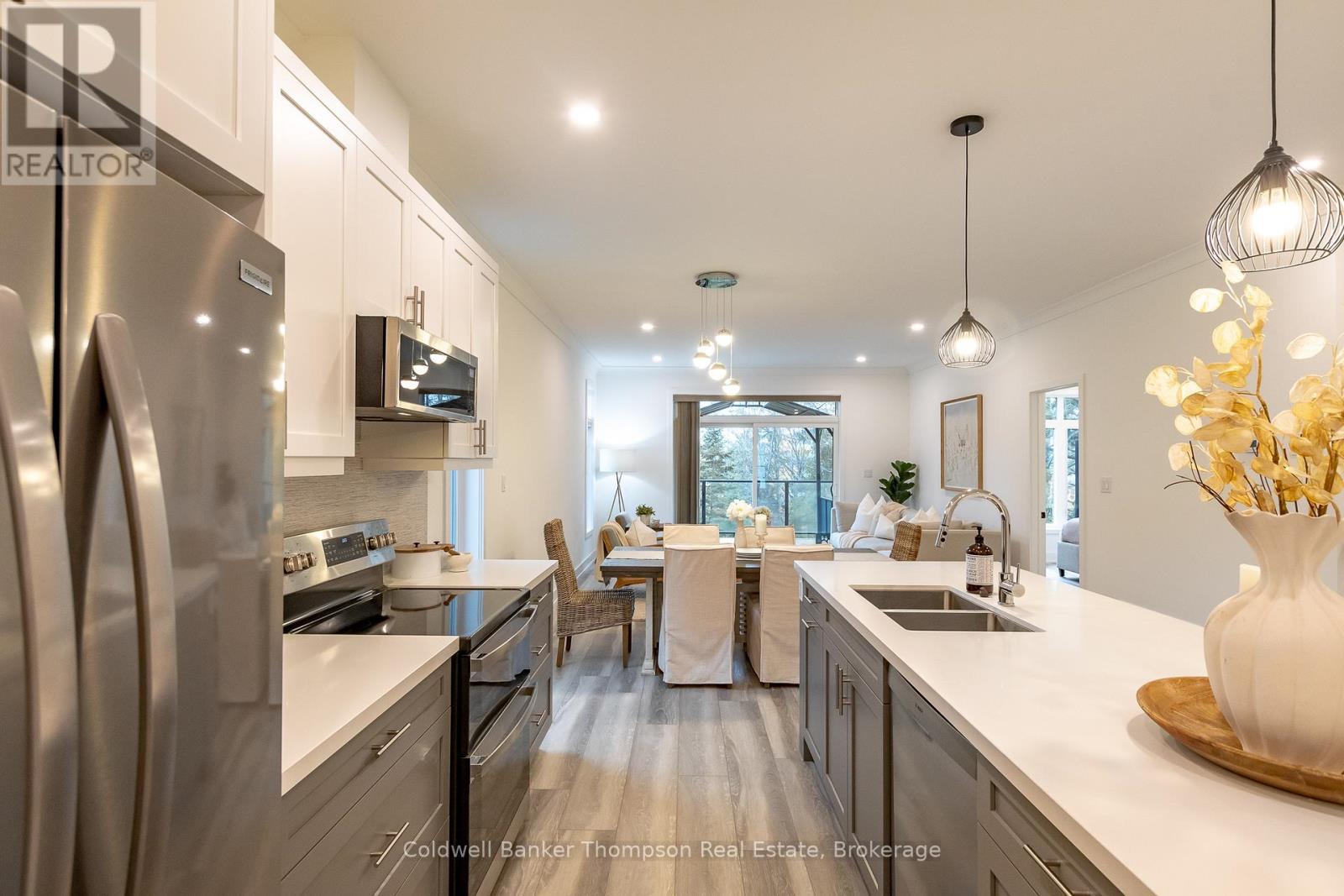 37 Jack Street, Huntsville, Ontario  P1H 0G4 - Photo 4 - X12740342