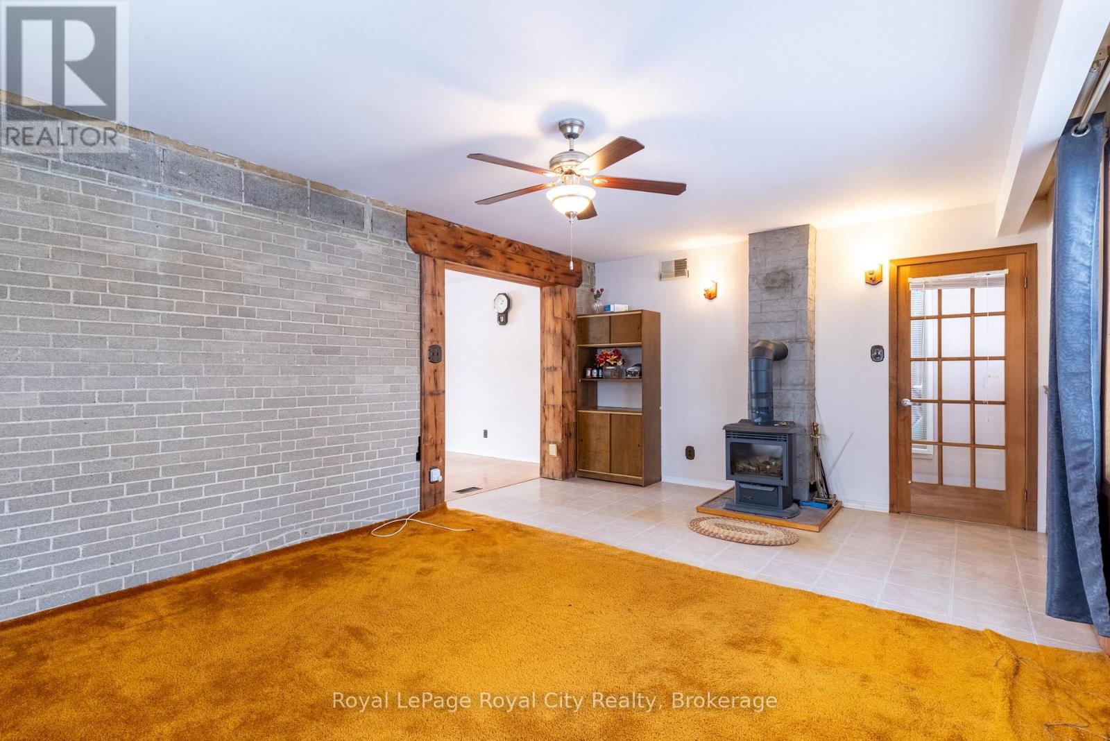 35 Dumbarton Street, Guelph, Ontario  N1E 3T4 - Photo 11 - X12740356