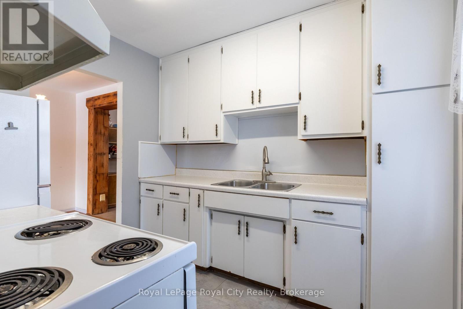 35 Dumbarton Street, Guelph, Ontario  N1E 3T4 - Photo 15 - X12740356