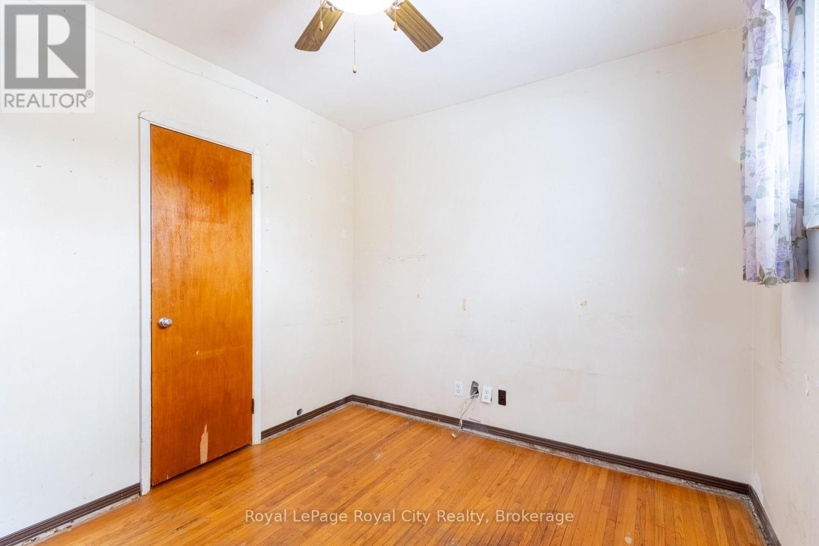 35 Dumbarton Street, Guelph, Ontario  N1E 3T4 - Photo 23 - X12740356