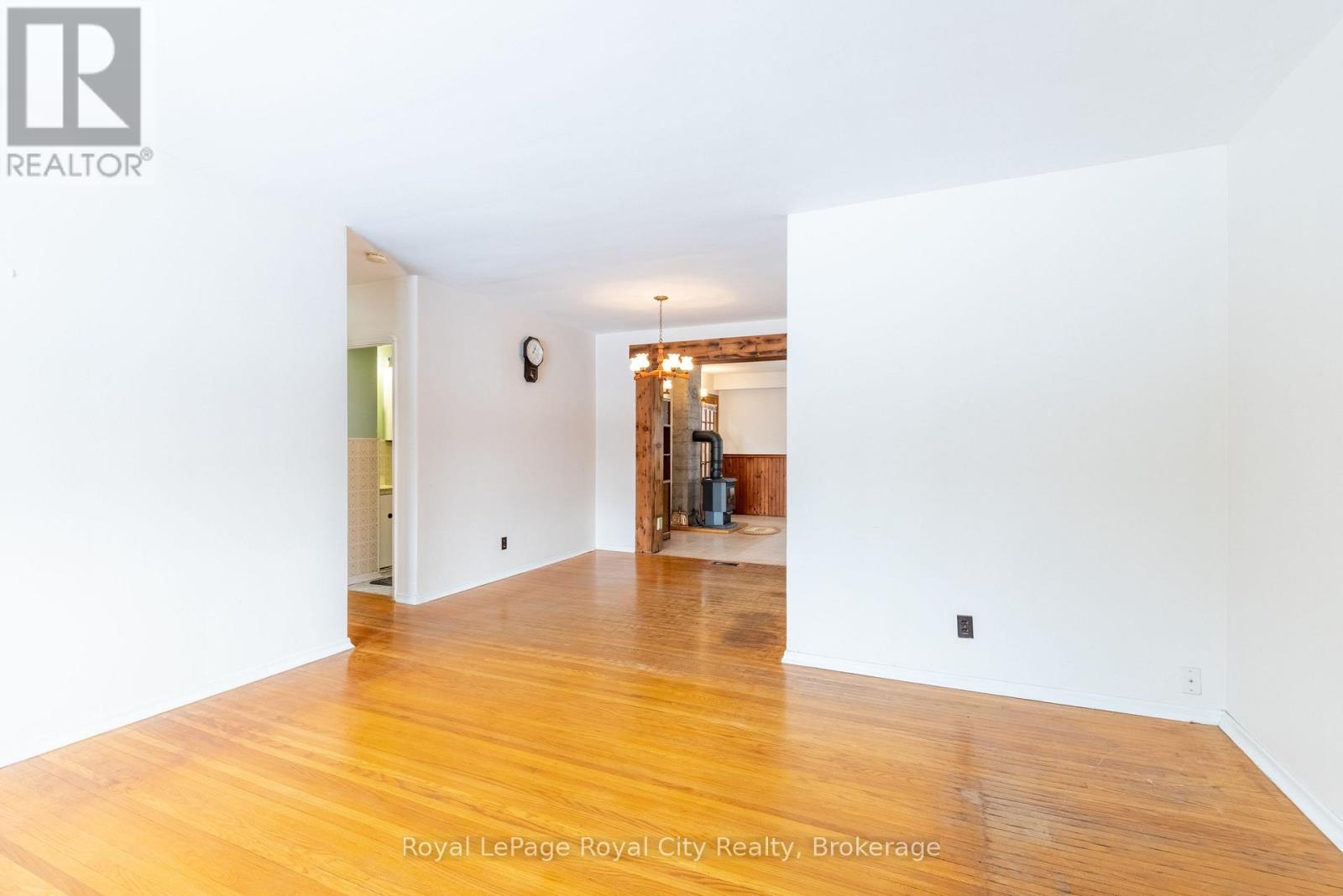 35 Dumbarton Street, Guelph, Ontario  N1E 3T4 - Photo 5 - X12740356