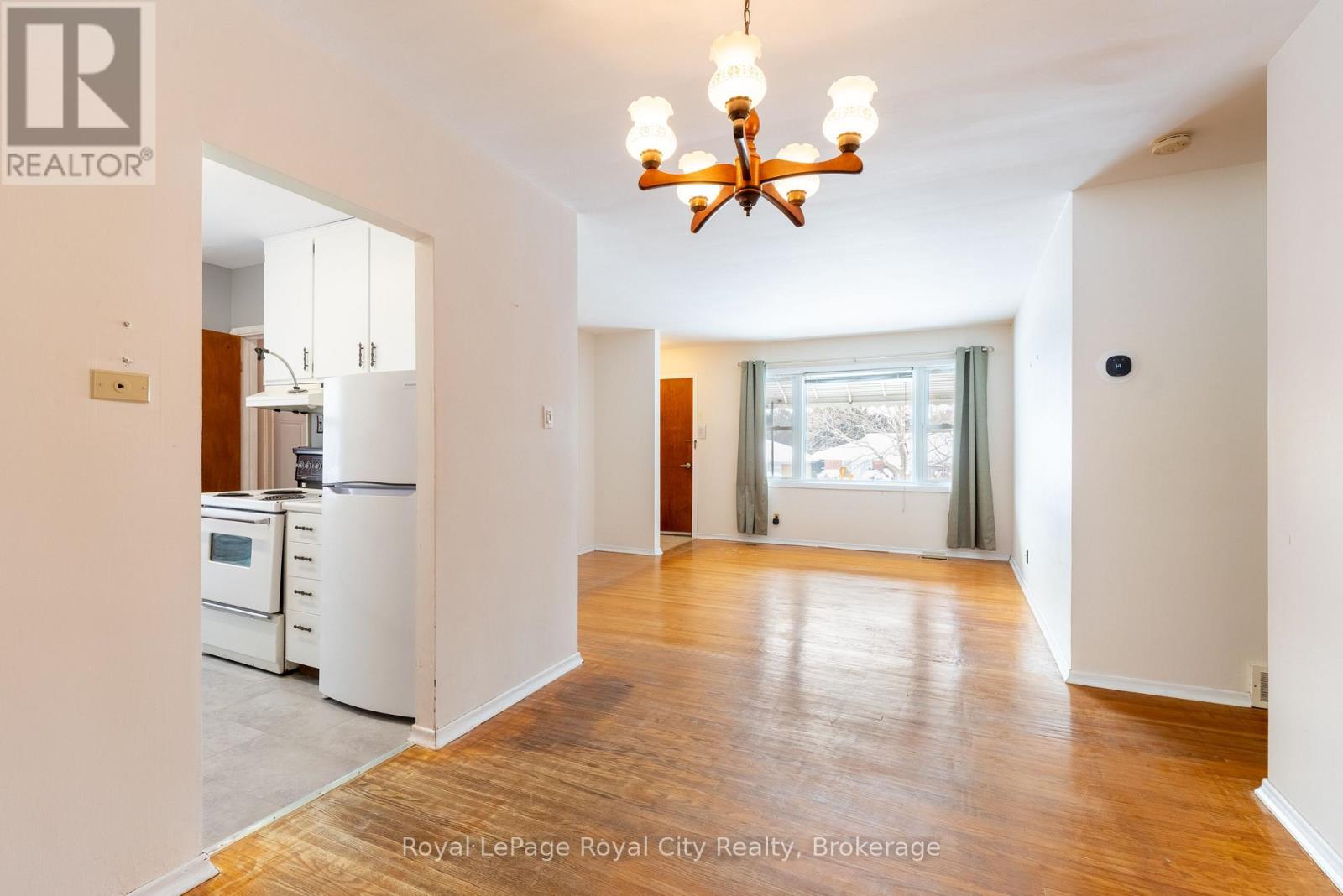 35 Dumbarton Street, Guelph, Ontario  N1E 3T4 - Photo 8 - X12740356