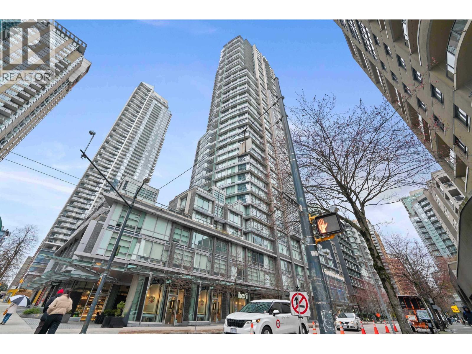 3804 1283 HOWE STREET, Vancouver, British Columbia